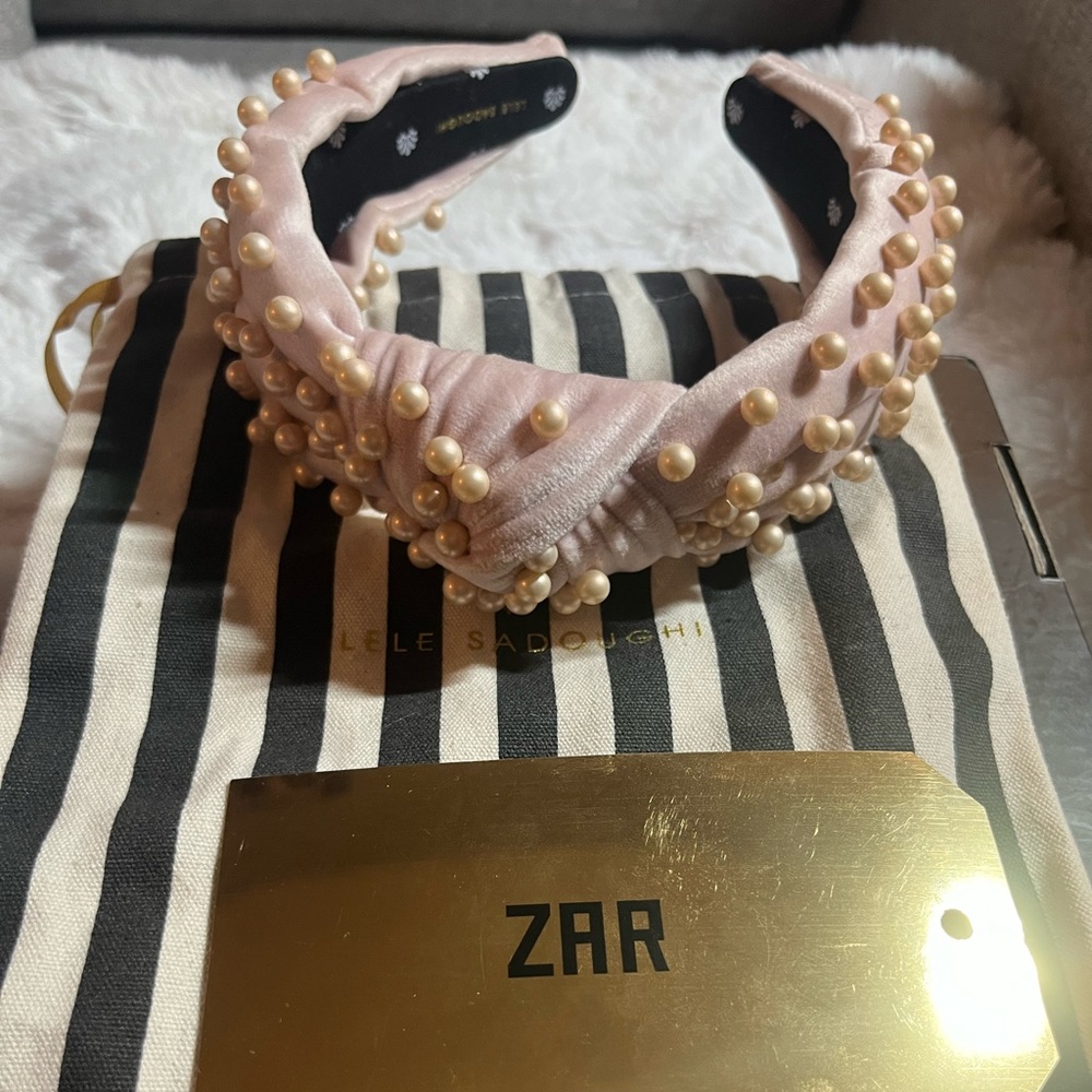 Lele Sadoughi signature knot headband in pale pink blush velvet and pearls